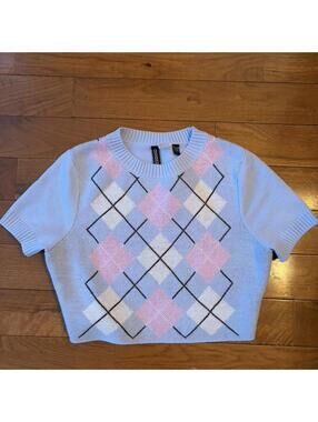 H&M pink and blue argyle cropped sweater Size S
